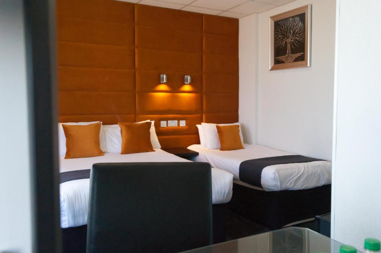 The Bromley Bed and Breakfast Blackpool Buitenkant foto
