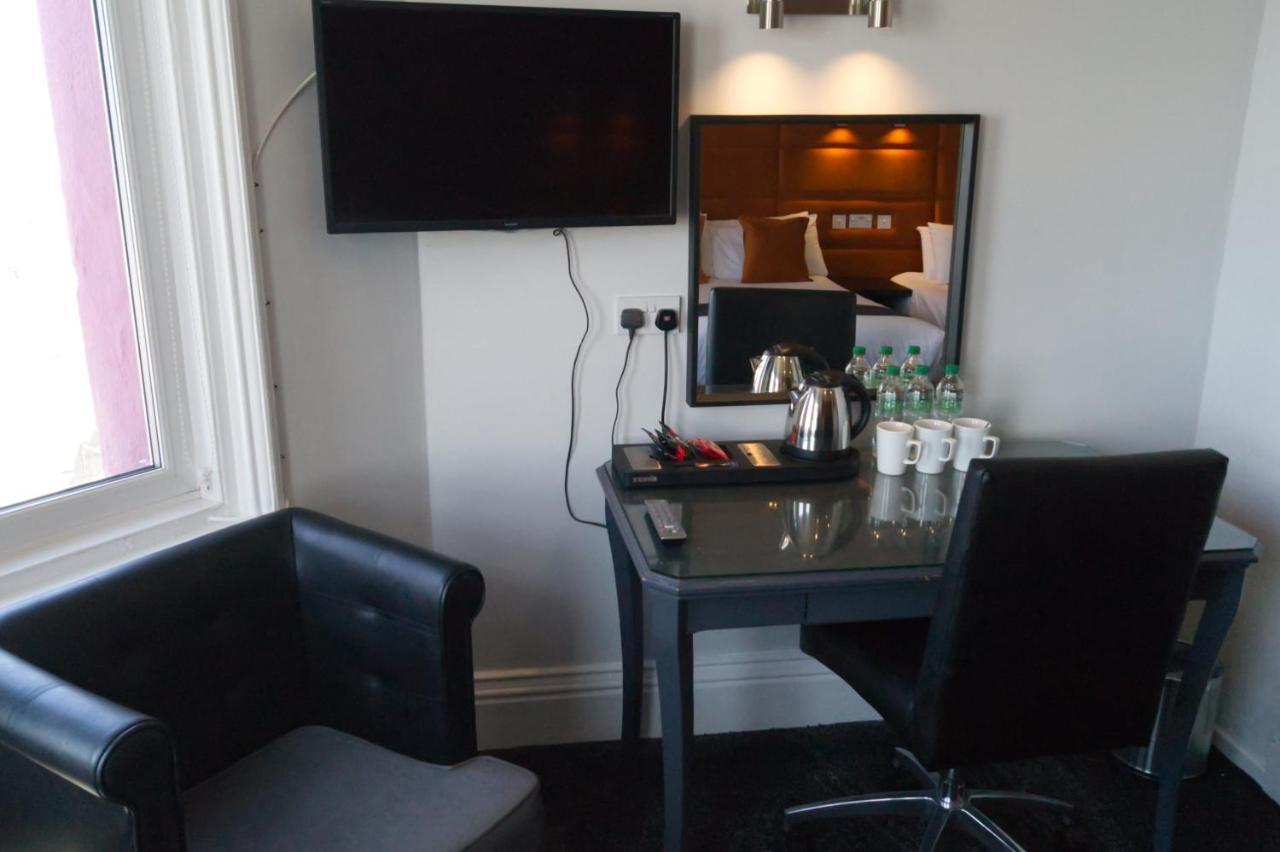 The Bromley Bed and Breakfast Blackpool Buitenkant foto